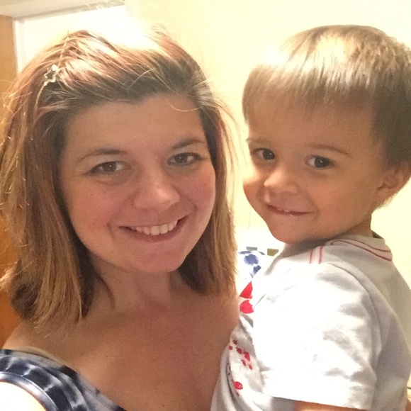 Meet your Posher, Carolyn-1 - Picture 8 of 9